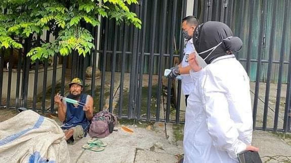 Blusukan Di Jakpus,Risma Tawarkan Tempat Tinggal  Ke Tuna Wisma
