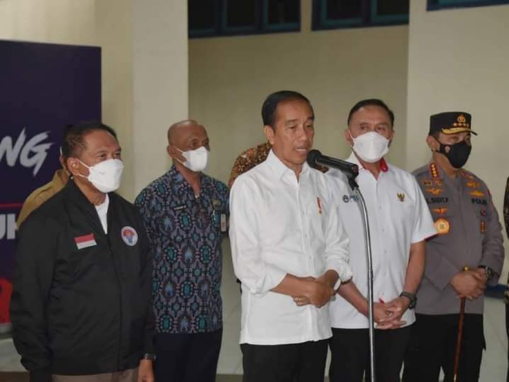 Jokowi Telpon Presiden FIFA, Bahas Nasib Jadi Tuan Rumah Piala Dunia