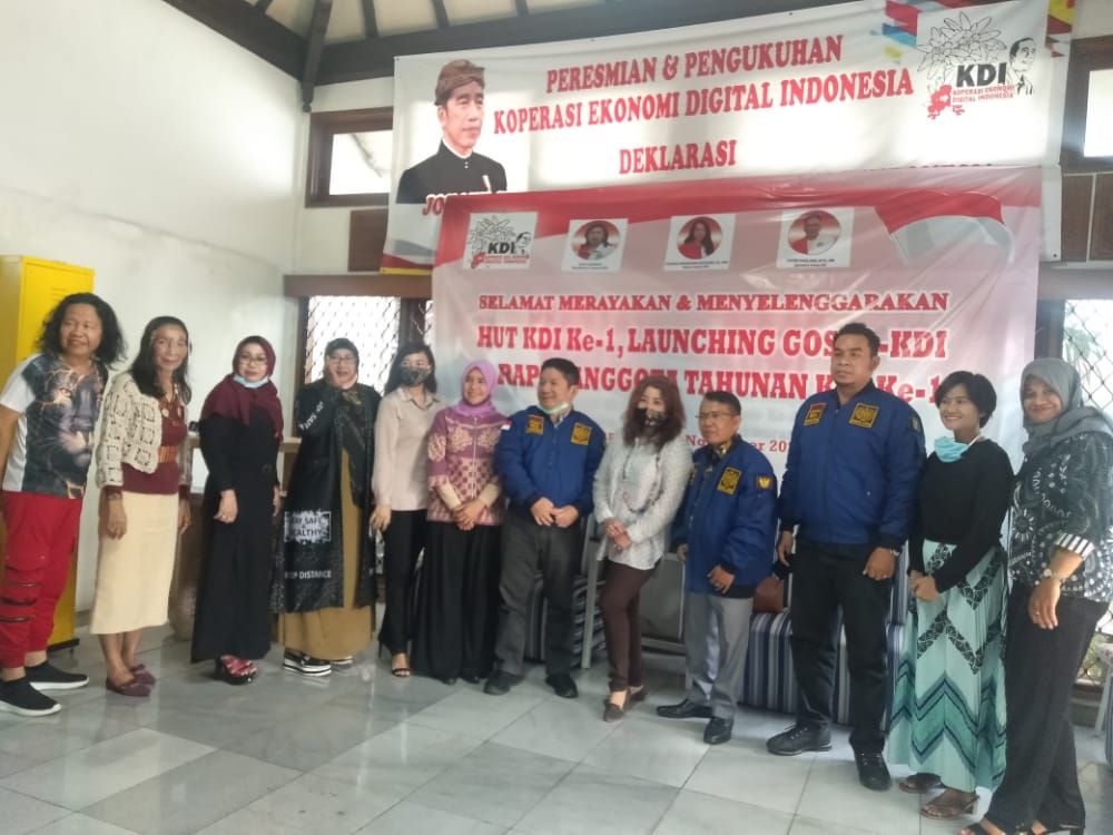 Komitmen Partai UKM,Pengurus DPP nya 50% Perempuan
