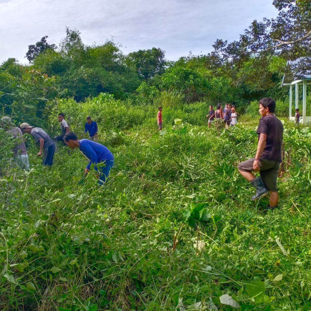 Setia Hati Dan Pagar Nusa Desa PPL Kerja Bakti Bersihkan Makam