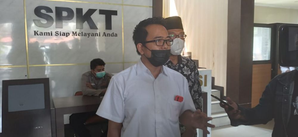 Tak Hanya Aktivis 98, Kofifah Juga Dilaporkan M Sholeh