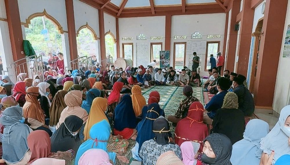 Putri Gus Dur Datang Ke Desa Wadas, Ini Yang Disampaikan