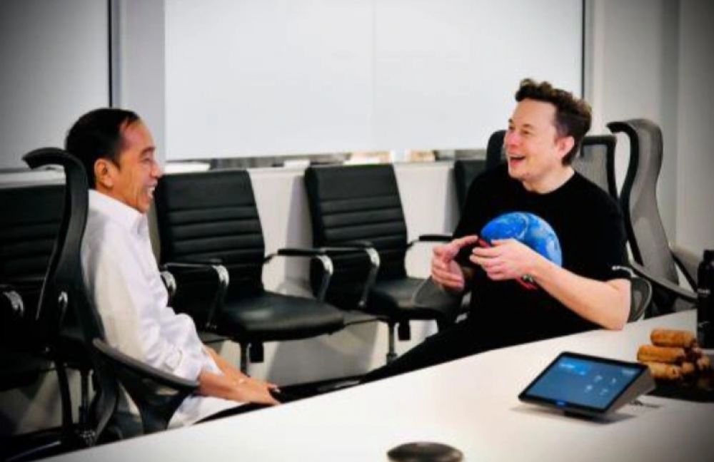 Elon Musk Saat Ditemui Jokowi Disorot Netizen, Mestinya Jokowi Pakai..