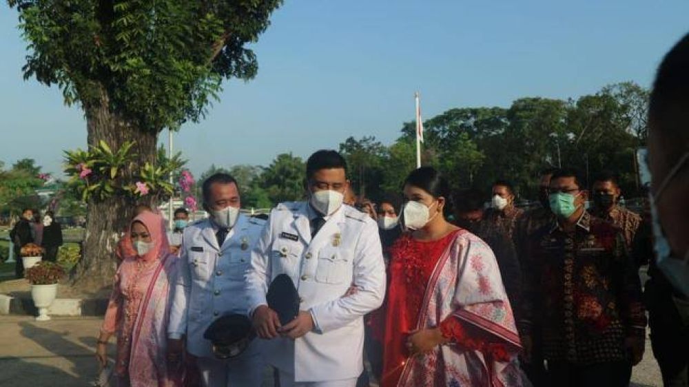 Bobby Heran Banyak Alat Berat Canggih Tapi Jalan Di Medan Banyak Rusak