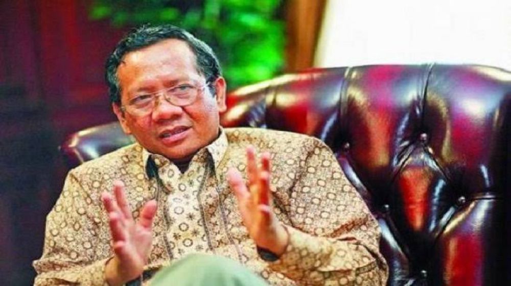 Hati Hati Bermain Sosmed,Tahun 2021 Polisi Siber Diaktifkan