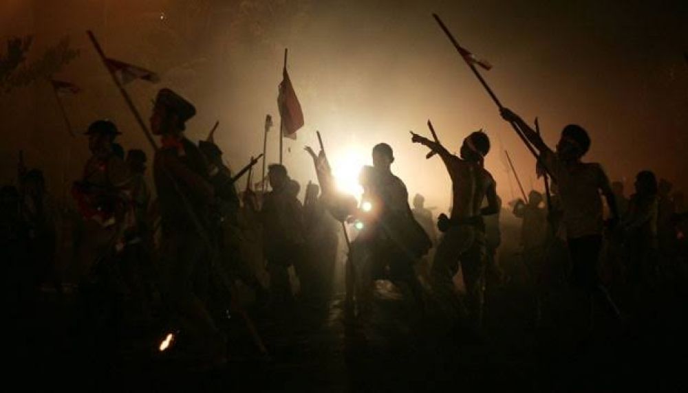 Rata-Rata Arek Surabaya Masih Malas Bahas Politik