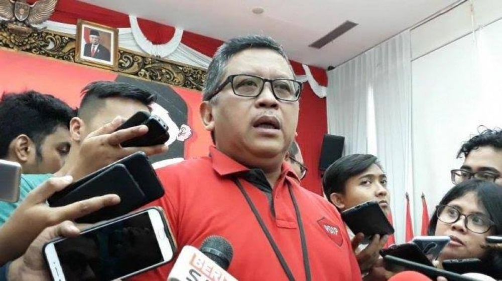 Respon Hasto PDIP Soal Kesiapan Ganjar Pranowo Nyapres 2024