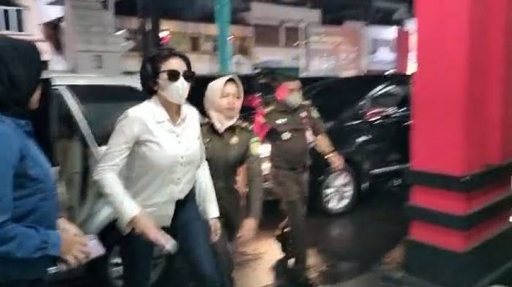 Nikita Mirzani Tulis Surat Terbuka, Isinya Mengharukan Sekali