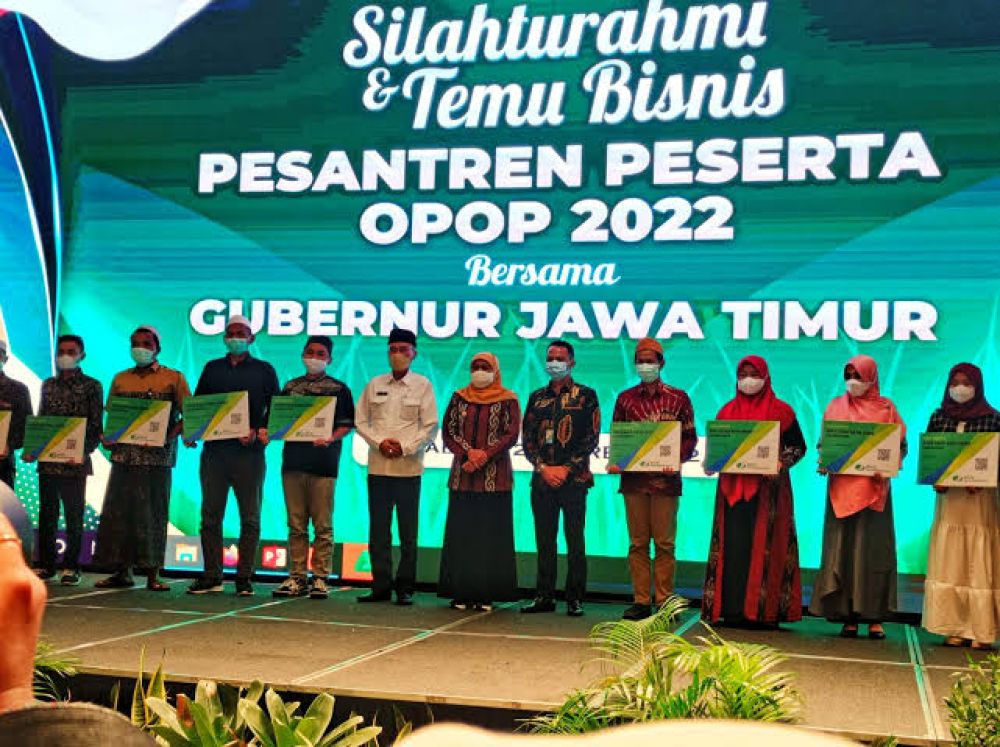 Tak Peduli Halal Haram Kalau Untuk Kepentingan Politik Sang Gubernur?