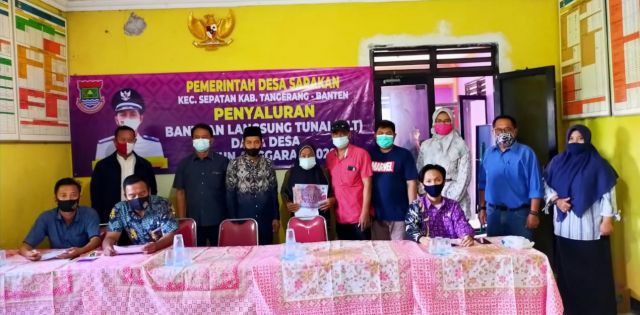 Pemdes Sarakan Salurkan BLT DD 7,8,9 TA 2020