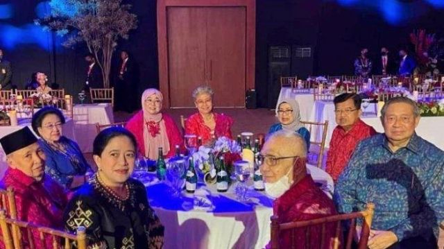 Momen Megawati, JK, SBY Dan Puan Duduk Semeja Di Gala Dinner G20