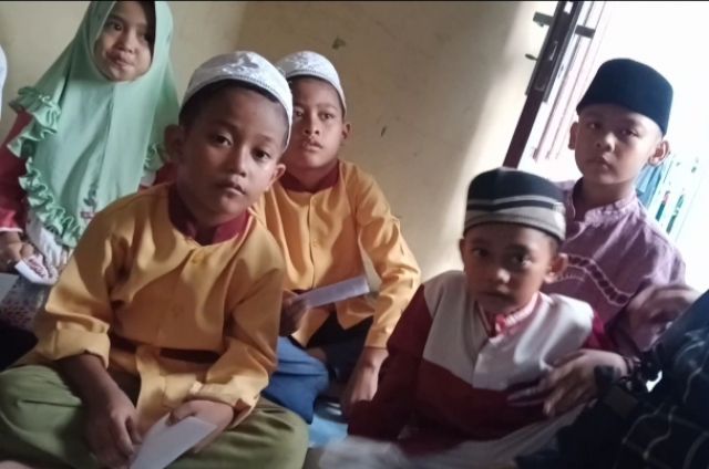 Do'a Terbaik Dari Anak Yatim/Piatu Di Hari Jum'at Berkah