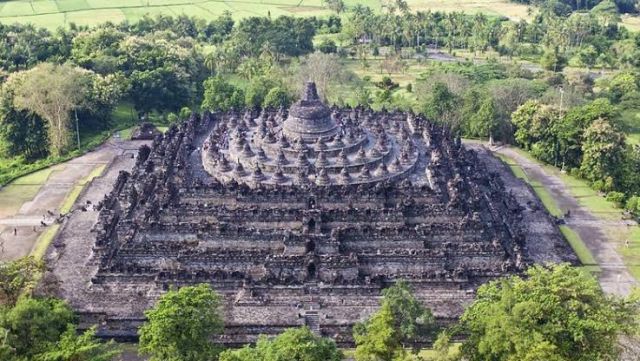 Jangan Keliru Bukan HTM Candi Borobudur Yang Naik, Tapi Yang Ini...